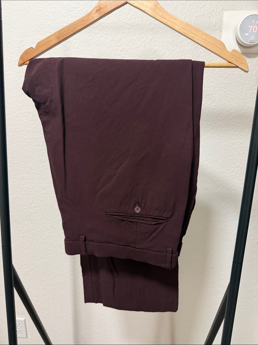 Tommy Hilfiger Men's Burgundy Slim Chinos